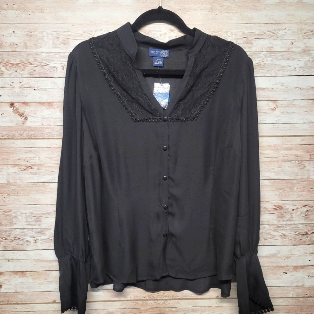 Venezia women's black Silk blouse